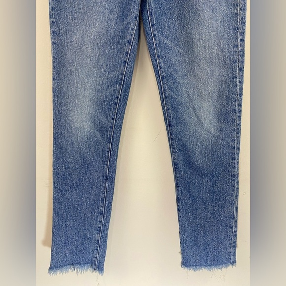 Madewell The Perfect Vintage Crop Jean in Ainsworth
Wash Size 23 - Picture 7 of 13
